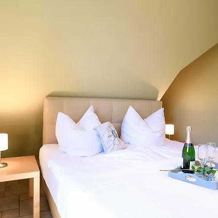 Apartment Am Leuchtfeuer Og Lf 7 2 Wustrow (Fischland)